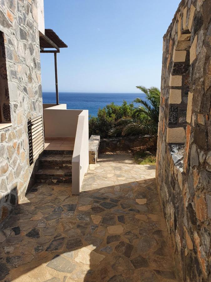 Villa Petrino Tsoútsouros エクステリア 写真